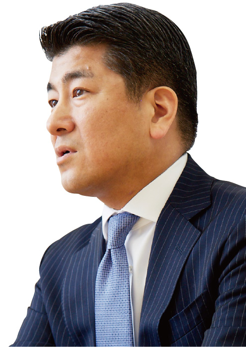 小型補聴器専門店ヒヤリングストア代表 清水 大輔　顔写真